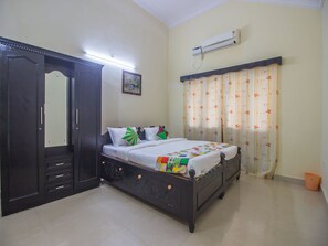 Double or Twin Room | Free WiFi - OYO 18629 Home Field View 3BHK Benaulim (Benaulim)