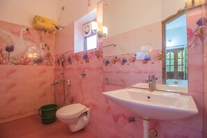 Double or Twin Room | Bathroom | Free toiletries, towels - OYO 19327 Home Peaceful Stay Anjuna Beach (Anjuna)
