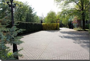 Parken ohne Service (kostenlos)