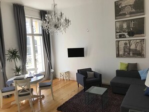 Televisión plasma, piso con calefacción