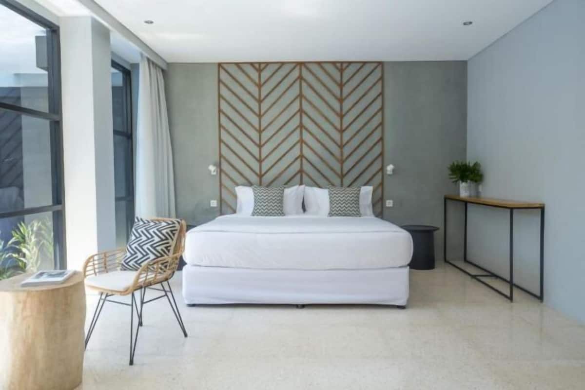 1 habitación, ropa de cama de alta calidad y minibar