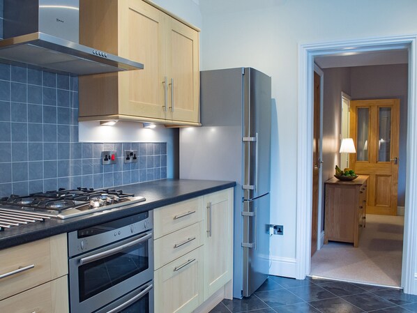 Mayville Lodge | Private kitchen