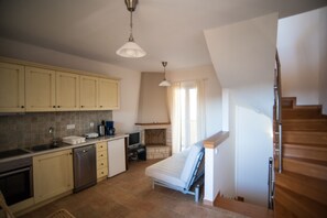 Villa, Partial Sea View | Private kitchen | Fridge, oven, stovetop, dishwasher