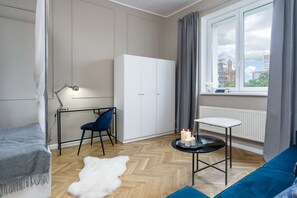 Appartement supérieur | Fer et planche à repasser, lit de bébé (supplément)