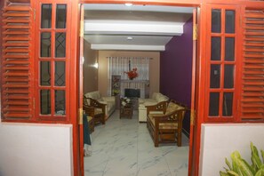 Lobby - Heavens gate (Kandy)