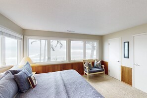 4 soverom, strykejern/-brett, reiseseng for barn og wi-fi