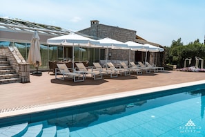 Villa, salle de bain attenante (Luxury Villa Aphrodite) | Extérieur