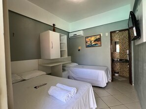 Basic Triple Room, Non Smoking