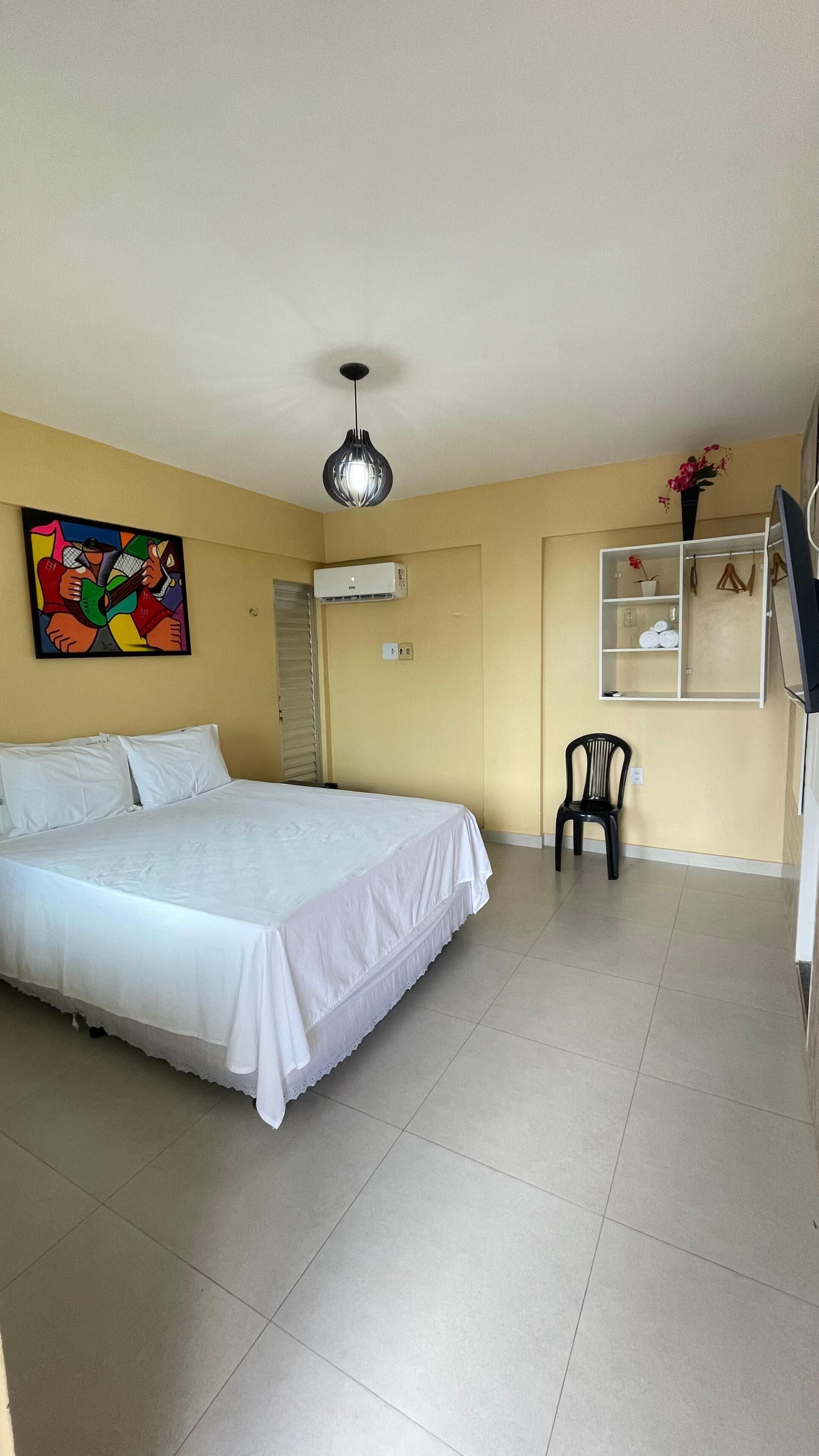 Ropa de cama hipoalergénica, minibar y ropa de cama 