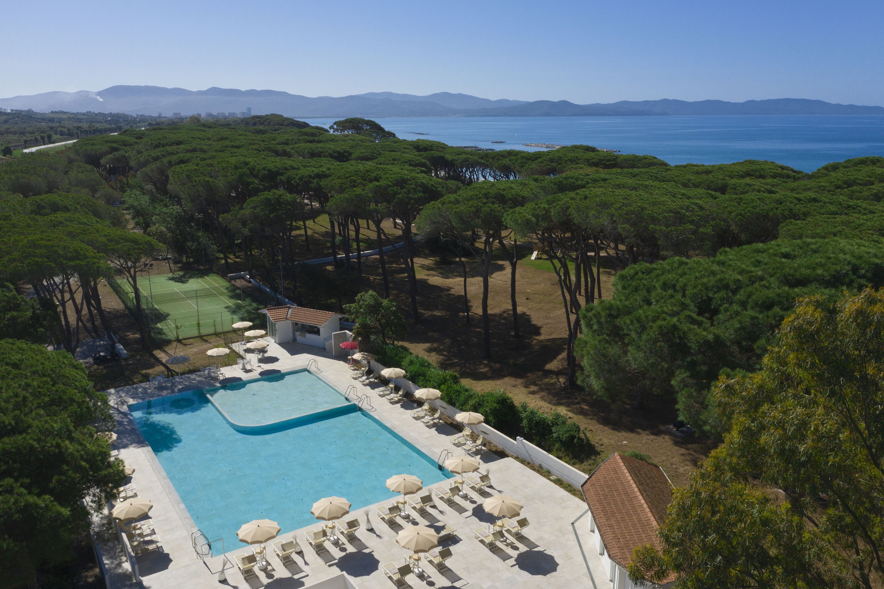 seasonal outdoor pool, pool umbrellas, pool loungers