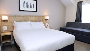 Desk, iron/ironing board, free WiFi, bed sheets