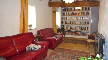 Coin salon dans le hall