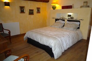 Literie de qualité supérieure, décoration personnalisée