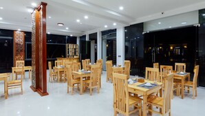 Restaurant - Xuan Hien Resort (Phu Quoc)