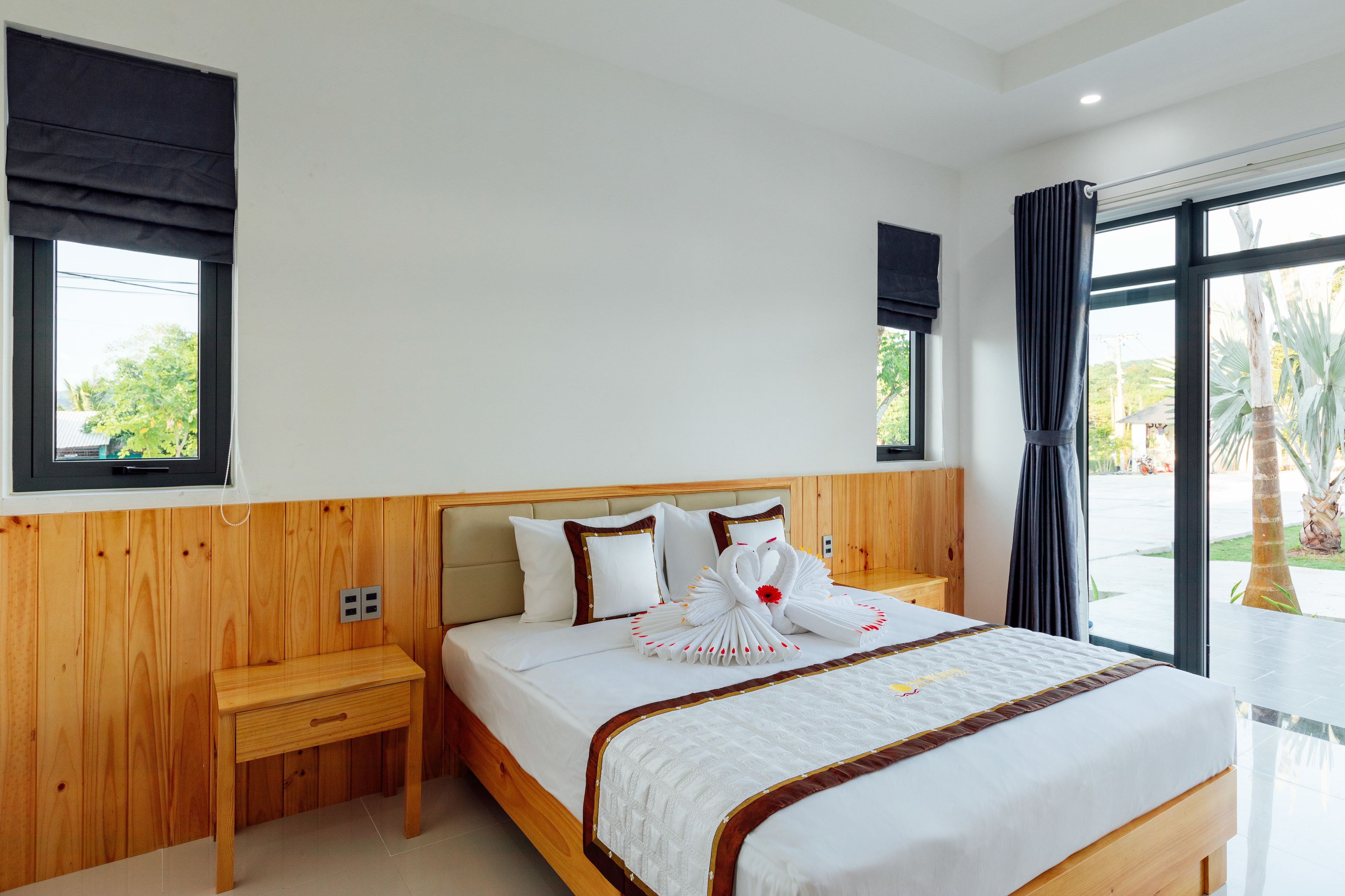 egyptian cotton sheets, premium bedding, down duvets, memory-foam beds