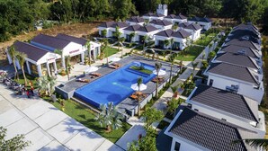 Outdoor pool - Xuan Hien Resort (Phu Quoc)