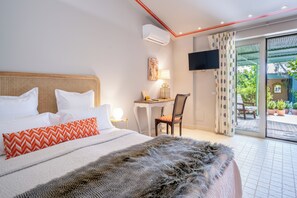 Comfort Double Room, 1 Queen Bed, Ensuite, Garden View (Nube) - Finca Aal Cachucho Hotel Rural (San Agustin del Guadalix)