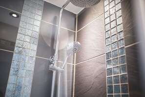 Appartement (incl. cleaning fee 65 EUR) | Douche de la salle de bain