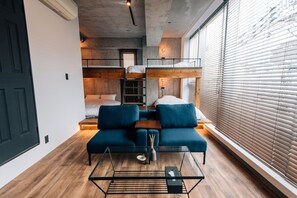 Estúdio luxo, várias camas, para não fumantes, cozinha americana | Wi-Fi de cortesia, roupa de cama