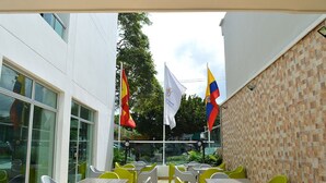 Terrace/patio - Hotel Genova Prado (Barranquilla)