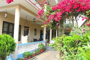 Fachada de la propiedad