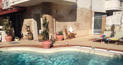 Glamour Bed And Breakfast