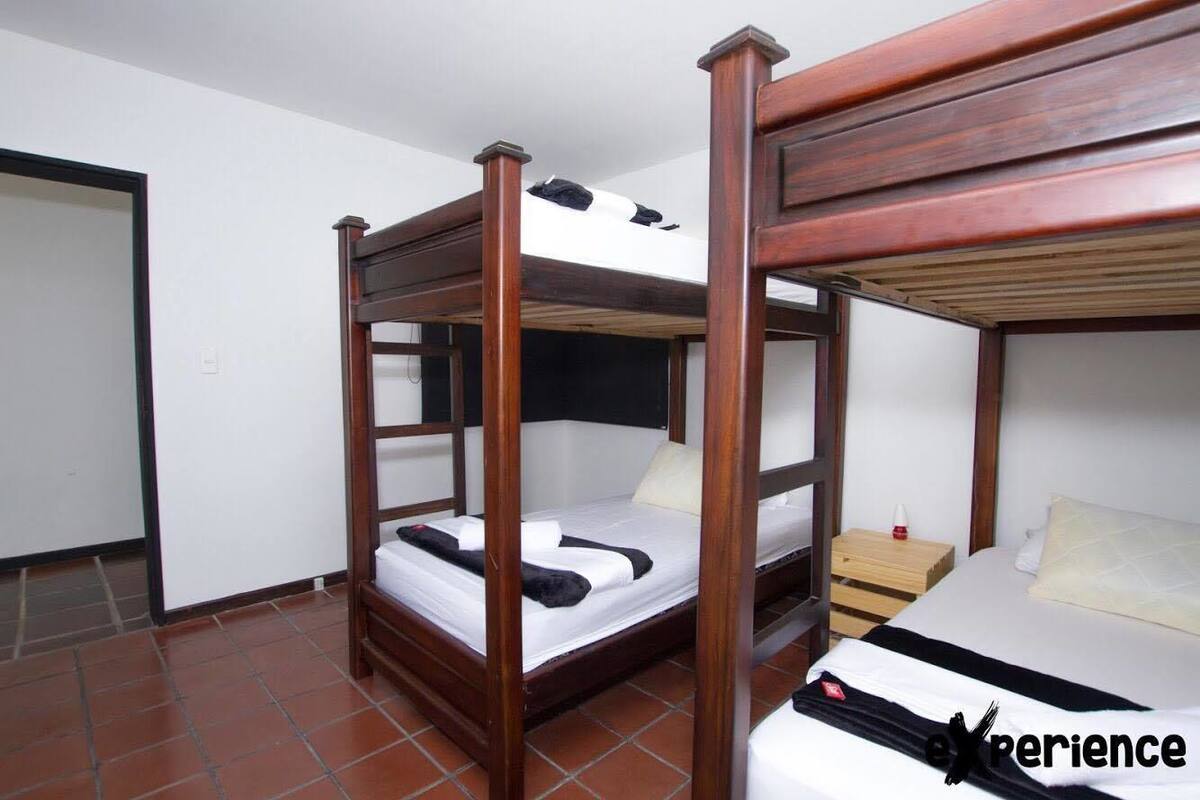 Sistema de insonorización, wifi gratis y ropa de cama