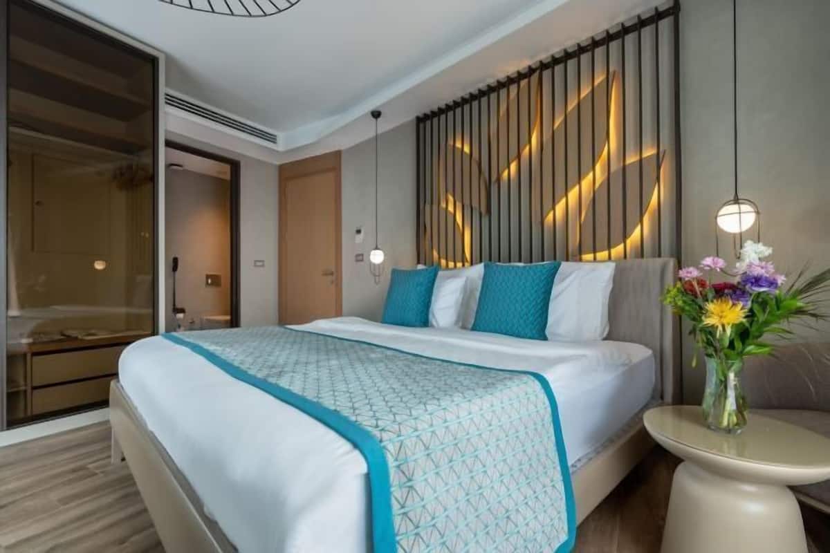 1 Schlafzimmer, Minibar, Zimmersafe, individuell dekoriert
