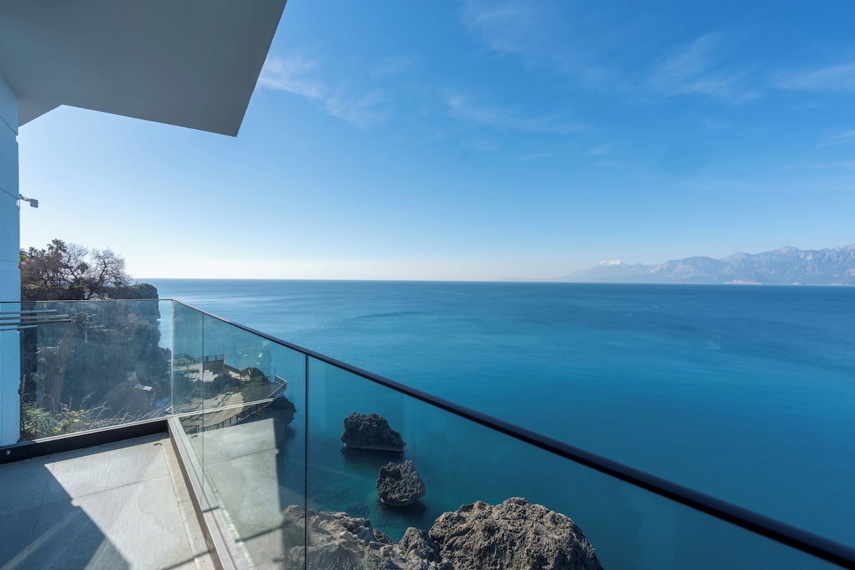 Cave Deluxe Suite | Balkon