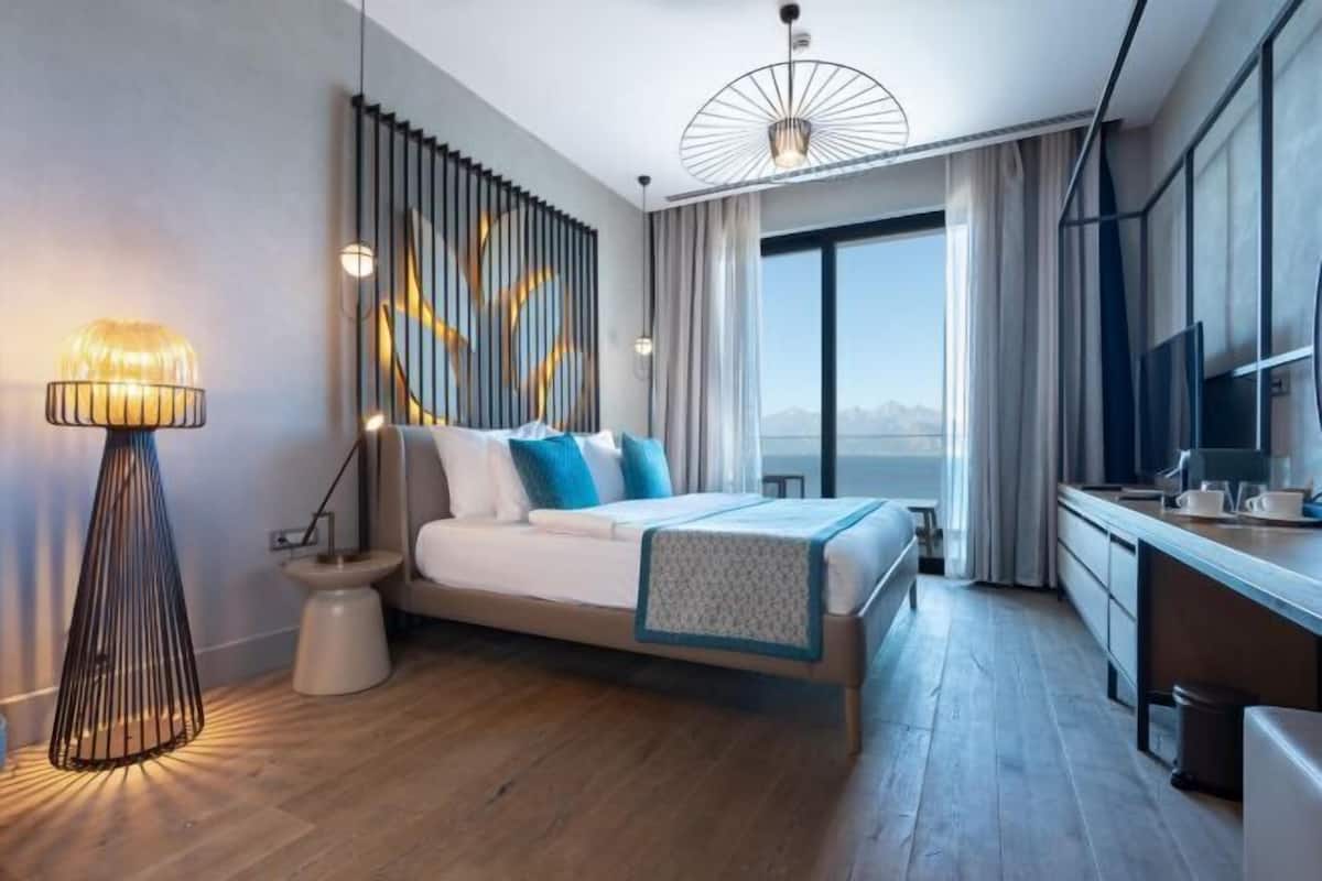1 Schlafzimmer, Minibar, Zimmersafe, individuell dekoriert