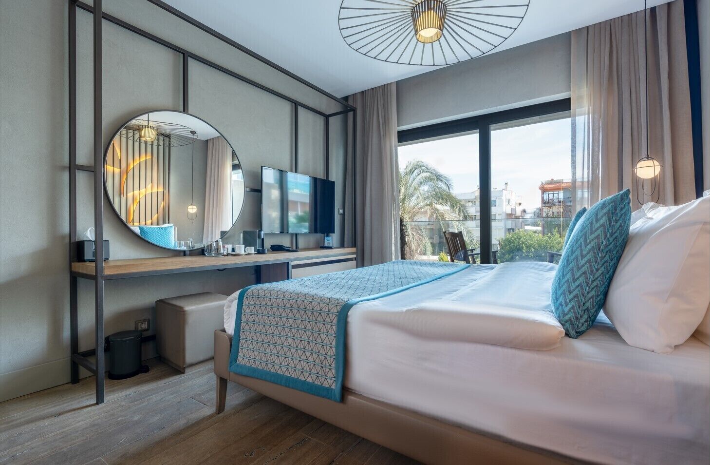 Standard Room Garden View | 1 bedroom, minibar, in-room safe, individually decorated