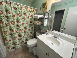 Unclassified image, 4 of 19, button