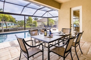 Hus - 4 sovrum - privat pool - utsikt mot kanalen (3 Bathrooms) | Terrass/Patio
