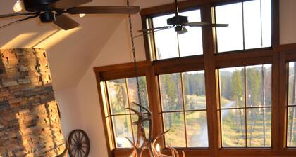 Sijaitsee luonnonkauniilla reunalla