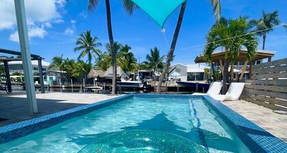 Casa Marina - Key Largo Waterfront Home with Private Pool, Boat Ramp & Dockage!