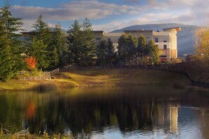 Front of property - Snoqualmie Inn by Hotel America (Snoqualmie)