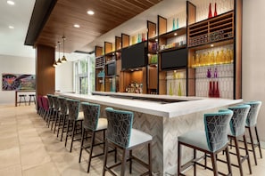 Bar (in der Unterkunft)