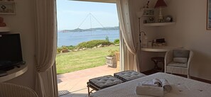 Interior - PINARELLO VILLA 5 * 280 m2 7 BEDROOMS SWIMMING POOL/SPA BEACH 5' SEA/MOUNTAIN VIEW (Sainte Lucie de Porto Vecchio , Zonza)