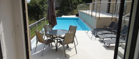 Outdoor pool, a heated pool