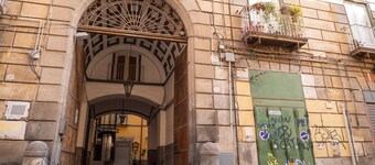 Casa Latilla (2 independent bedrooms) Historic Center of Naples