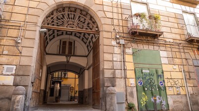 Casa Latilla (2 independent bedrooms) Historic Center of Naples