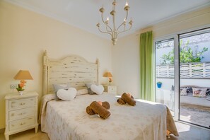 3 chambres, fer et planche Ă repasser, Wi-Fi gratuit, draps fournis