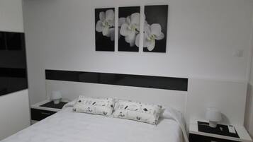 3 Schlafzimmer, Bügeleisen/Bügelbrett, Reisekinderbett, WLAN