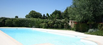 Meublé tout confort ** au coeur des Alpilles