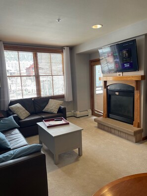 Smart TV, fireplace, video games, DVD player