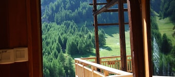 GITE NATURE COSY, CALME, station accessible à ski - Parking