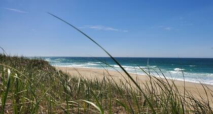 OCEAN VIEWS !! Immaculate Quintessential Nantucket Beach Cottage- VARAA NYT !!!!