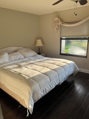 2 bedrooms, iron/ironing board, free WiFi, bed sheets - Newly Renovated Golf Course/Lake Views Best Unit in Wild Pines (Bonita Springs)