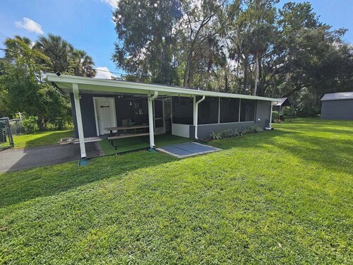 3 Bd, 2 bath, close to boat ramp. 25.00 pet fee per pet