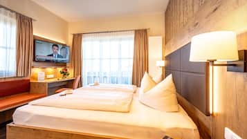 Comfort Double Room, 1 King Bed, Non Smoking, Balcony
